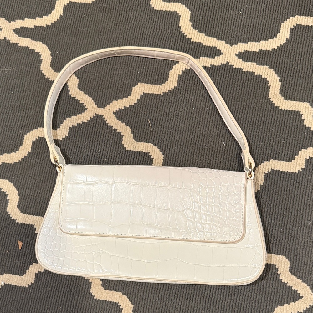 JustFab White Crocodile-Embossed Shoulder Bag